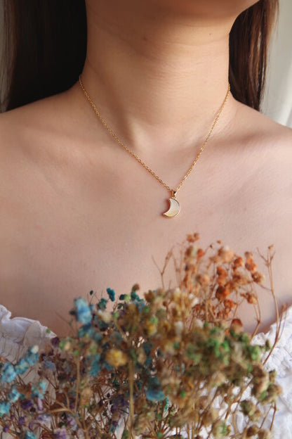 Gold Luna Shell Pendant Necklace