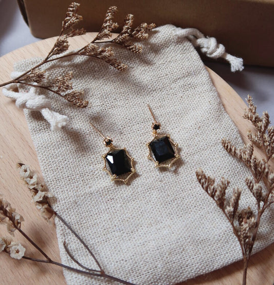 Black Onyx Gem Earrings